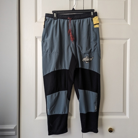 Men's Nike Phenom Elite Wild Running 7/8 Pants Hasta Black DA1152-387 - Picture 2 of 5